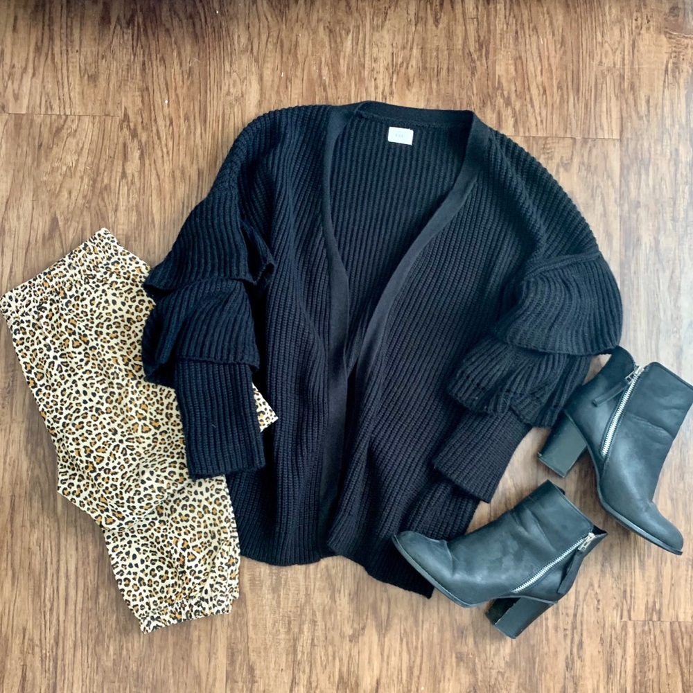 O&O ruffled sleeve cardigan